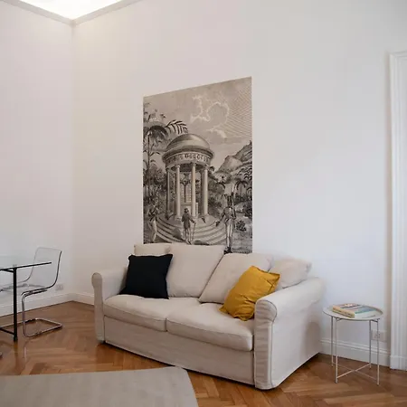 Sacchi 32 * Turin